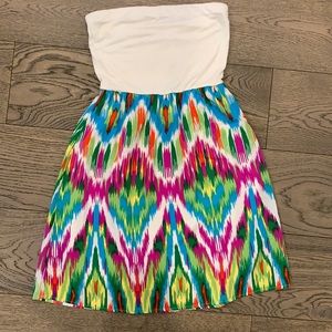 STRAPLESS DRESS. Small.